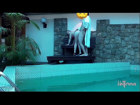 ❤️ Il capo invita la cameriera alla piscina, ma non poteva resistere a un caldo Solo pornoal it.porncomixone.ru ️❤